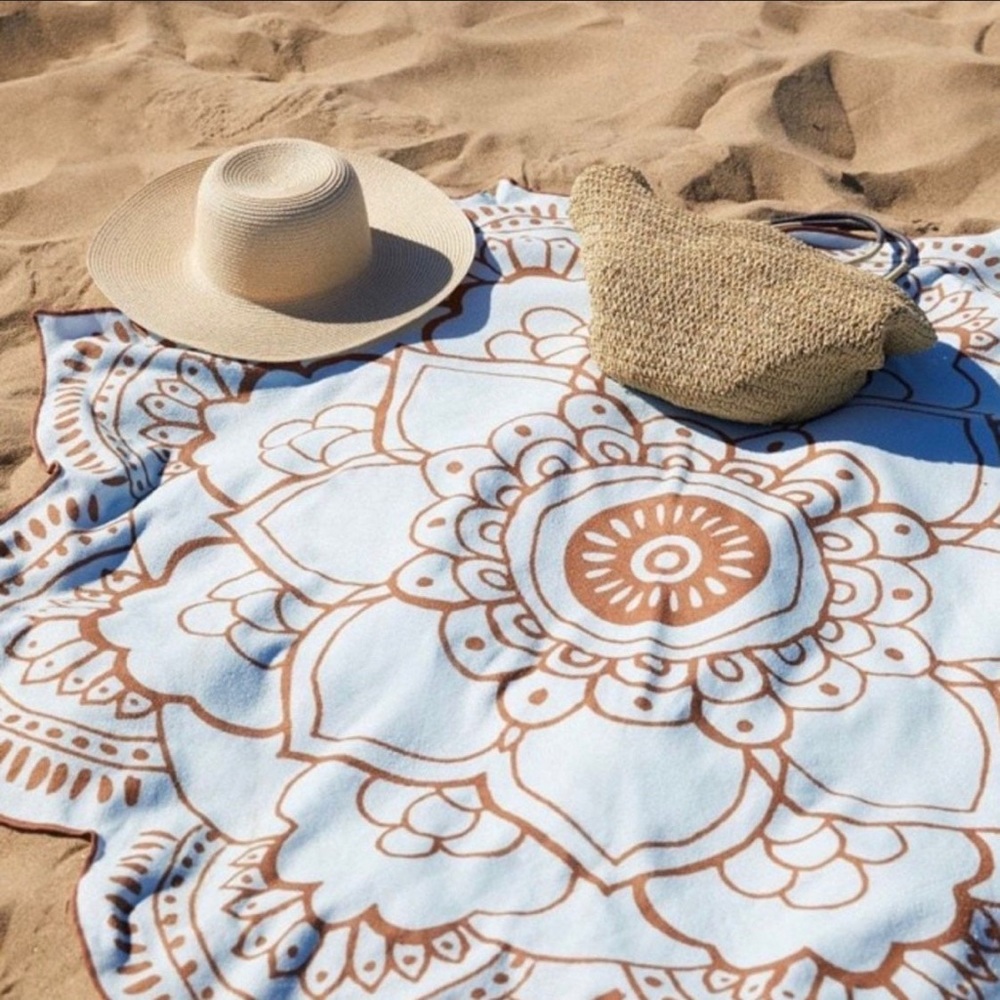 VIX Paula Hermanny mandala towel NEW
